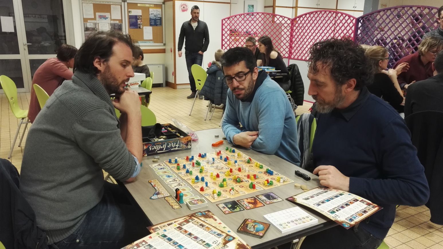 Grilles De Jeu Five Tribes - Protection Cartes - Neuve